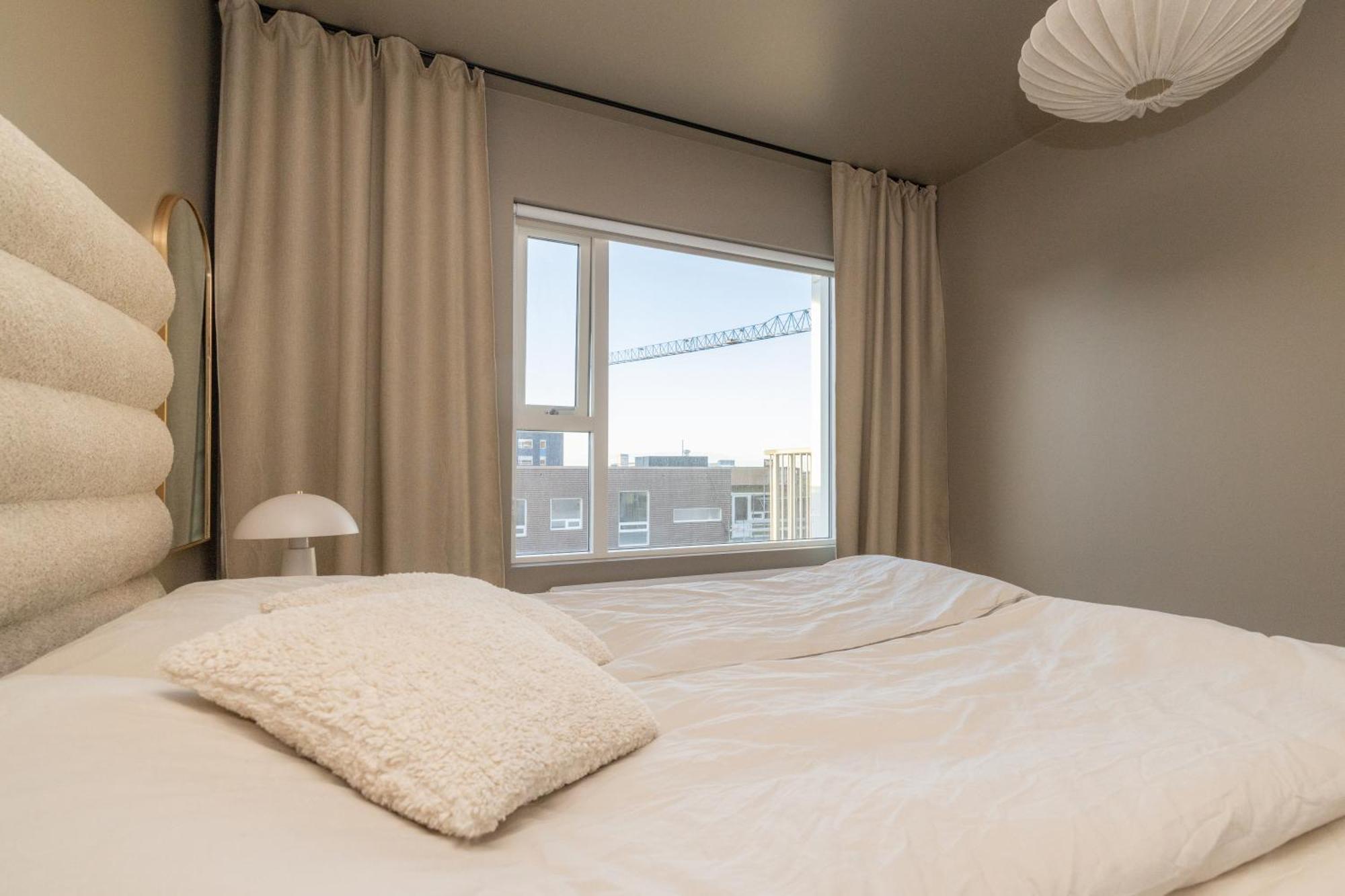 Modern Flat In Reykjavik, Ulfarsardalur Apartment Bagian luar foto
